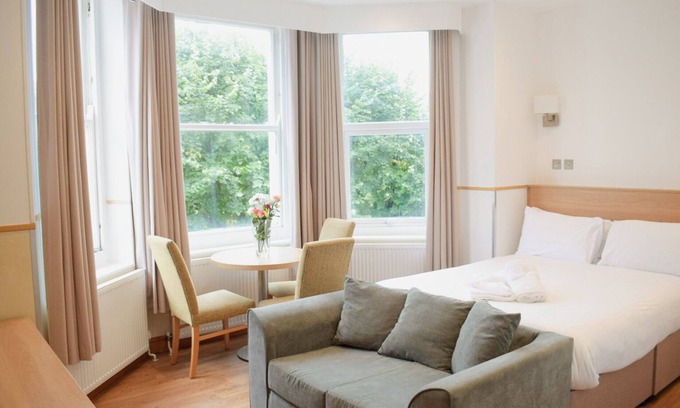 Eastbourne Seafront Apartment | Osborne Apartments