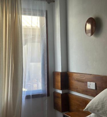 Felidhoo Hotel | Oshi Boutique