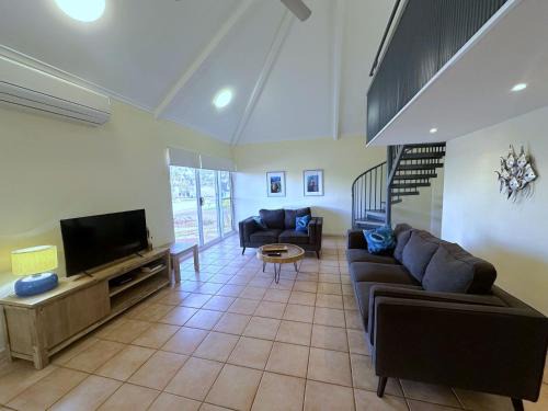 Exmouth Villa | Osprey Holiday Village Unit 102