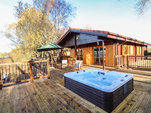 Tattershall House | Osprey Lodge