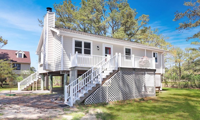 Deep Hole House | Osprey - Pet friendly, Fireplace!