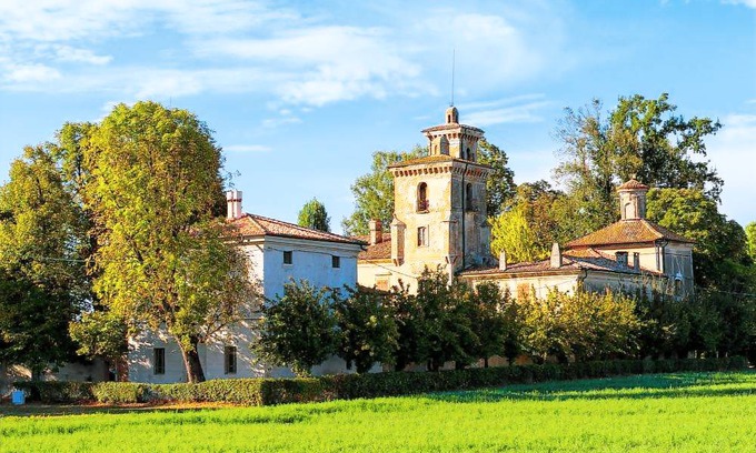 Casteldidone Hostel | Ostello Castello Mina Della Scala