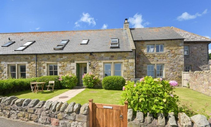 South Charlton House | Ottoline Cottage