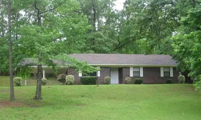 Mena House | Ouachita Basecamp