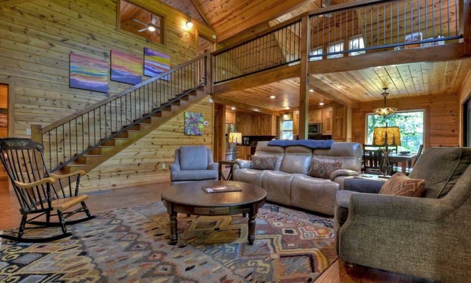 Blairsville Cabin | Our Druthers Lake House - dock, hot tub, game room