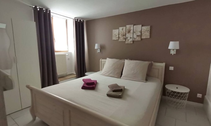Soultz-Haut-Rhin Apartment | Our holiday home is the perfect place for travelers looking for a comfortable and modern accommodation, located near main roads. You will feel at home in our fully renovated apartment, which can accommodate up to 4 people.