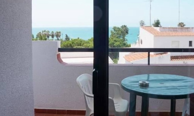 Oura House | Ouravista