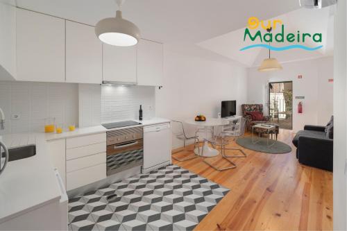 Old Town Apartment | OurMadeira - Heart of Old Town II