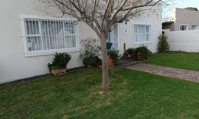Sandbaai House | Out of Africa in Sandbaai, Hermanus