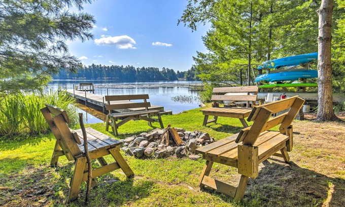 Arbor Vitae Cabin | Outdoor Lover's Paradise w/Dock & Fire Pit!