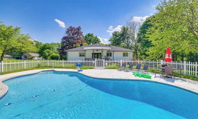 Mountainhome House | Outdoor Oasis: Cresco Family Home w/Hot Tub