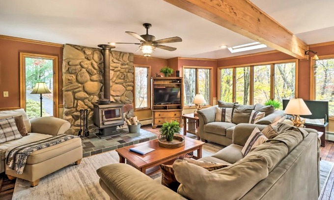 Lake Harmony House | Outdoor Theater, Deck and Fire Pit Poconos Retreat