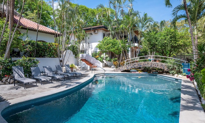 Tamarindo Villa | OUTSTANDING LUXURIOUS TROPICAL VILLA - CASA SUENO, BEACH ACROSS STREET