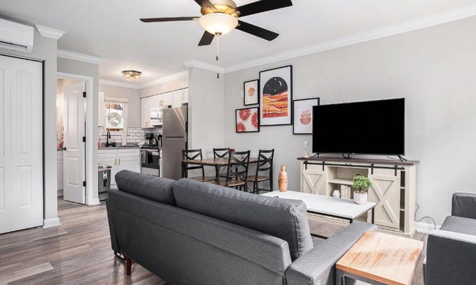 East Ocean View Apartment | OV Mosaic First Floor Suites
