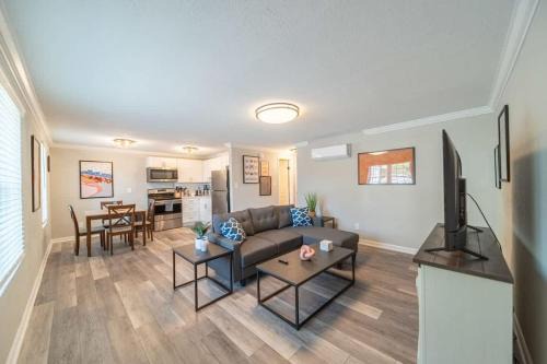 East Ocean View Apartment | OV Mosaic - Tide Suite