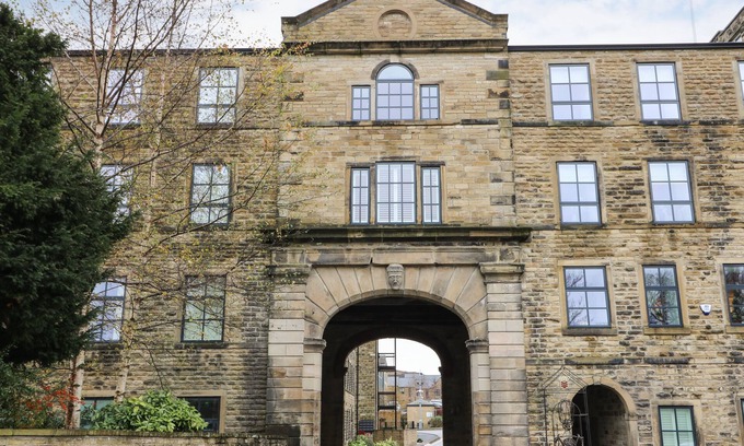 Haworth Cottage | Over The Arch