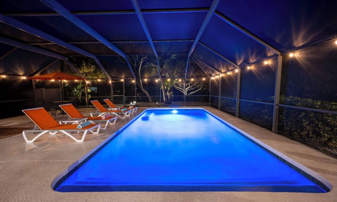 Overbrook Gardens House | Overbrook Gardens Waterfront Oasis