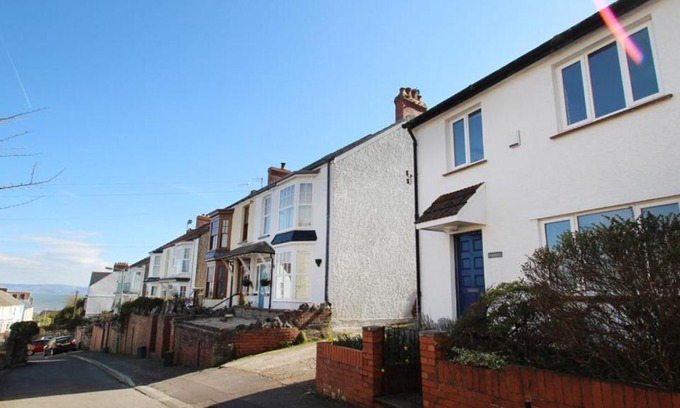 Mumbles House | Overland Road, Mumbles