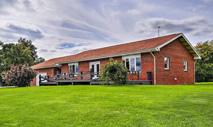 Ovid House | Ovid Home w/Lake Views on Cayuga Wine Trail!