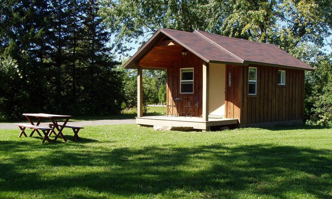 Town of Venice Cabin | Owasco Hill Cabin in the Finger Lakes Region of New York
