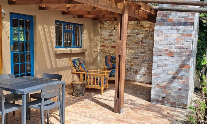Stellenbosch Cottage | Owl Cottage