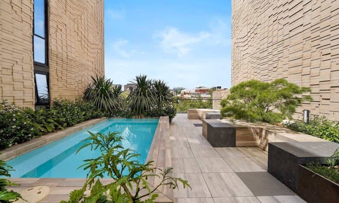 Collingwood Apartment | Oxley - 1 Bedroom Apt in the Heart of Collingwood!