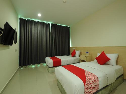 Medan Batu Caves Hotel | OYO 1055 Batu Caves Star Hotel