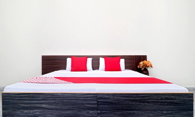 Jalandhar Hotel | OYO 18570 Hotel Jazz