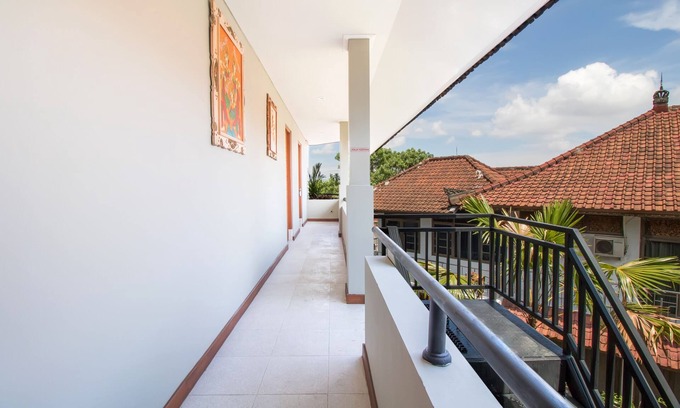 Denpasar Utara Hotel | OYO 3307 Ayudia Guesthouse