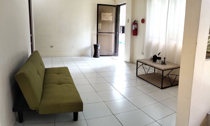 Bacolod Hotel | OYO 800 Ddd Habitat Dormtel Bacolod