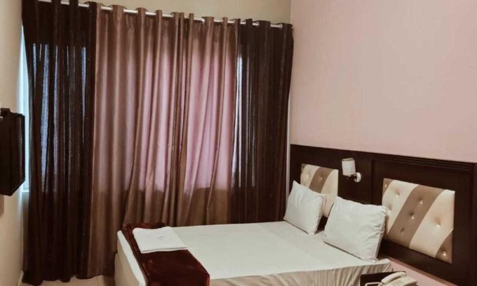 Naif Hotel | OYO 902 Prime Hotel Llc