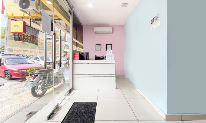 Historic George Town House | OYO 90334 Mawlaya Hotel