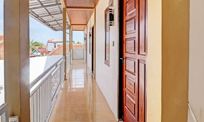 Jambi Hotel | OYO 92054 Gala Residence