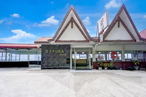 Parapat Hotel | OYO 94772 Gapura Hotel