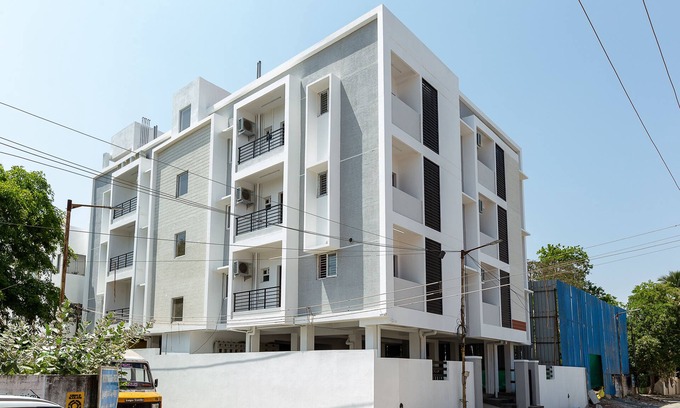 Valasaravakkam Hotel | OYO Flagship 24070 Thirupathi Nagar