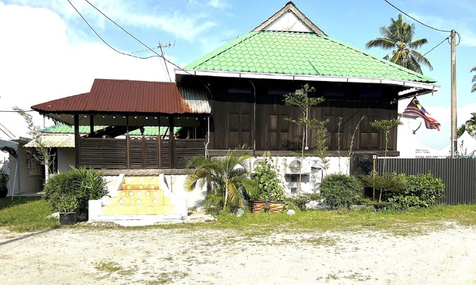 Penaga House | OYO Home 90495 Homestay Kampung Kota Aur