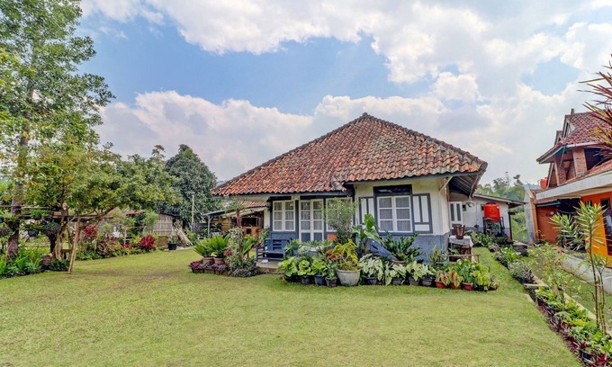 Lembang Hotel | OYO Homes 90850 Cibeunying Eco Tourism Homestay Cibodas Maribaya 2