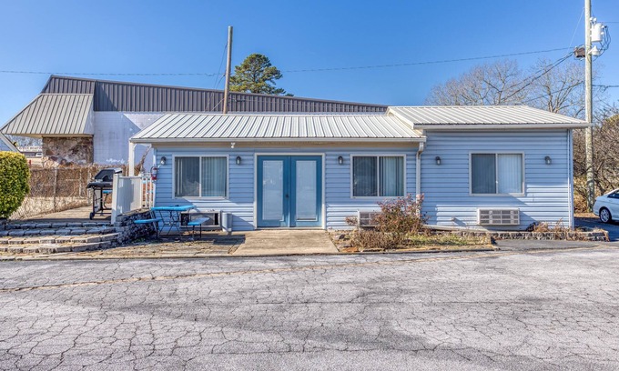 Heber Springs Hotel | OYO Hotel Heber Springs Lakeside