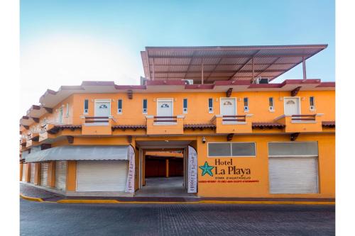 Centro Hotel | OYO Hotel La Playa
