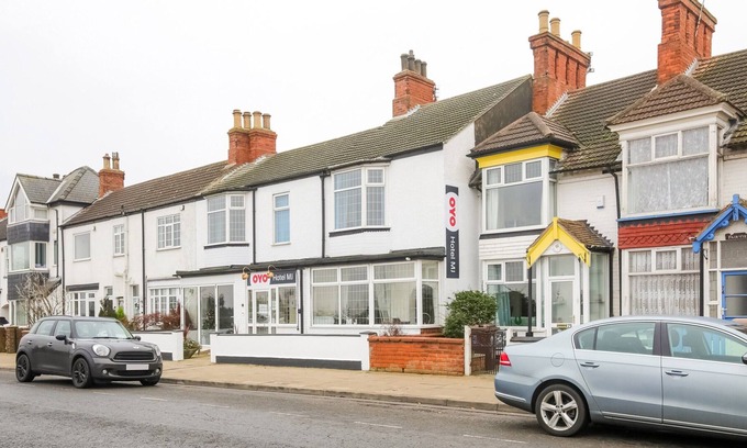Cleethorpes Hotel | OYO Hotel Mj Kingsway, Cleethorpes Seafront