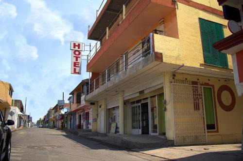 Teolocholco Hotel | OYO Hotel Trigos De Oro,San Luis Teolocholco Park