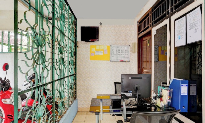 Palembang Hotel | OYO Life 90190 Asha Kost Syariah