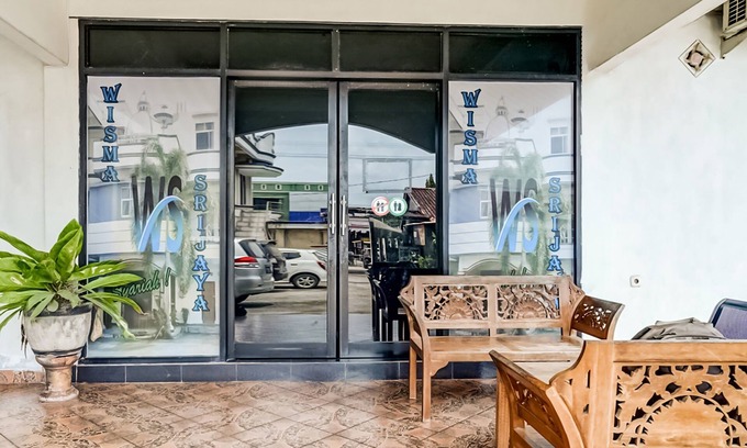 Palembang Hotel | OYO Life 91160 Wisma Srijaya Syariah