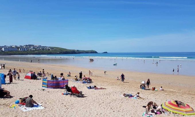 Newquay House | OYO Minerva Guesthouse