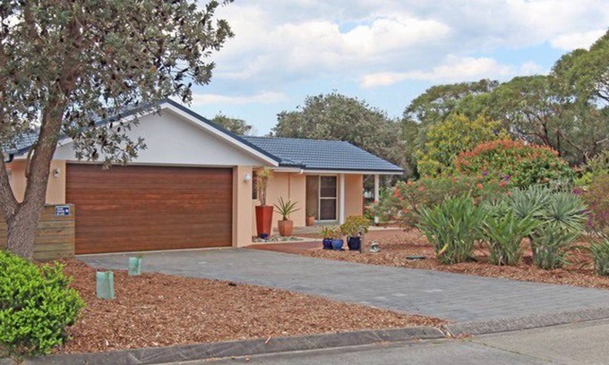 Dunbogan House | Oystercatcher - 10 Pindari Dr Dunbogan