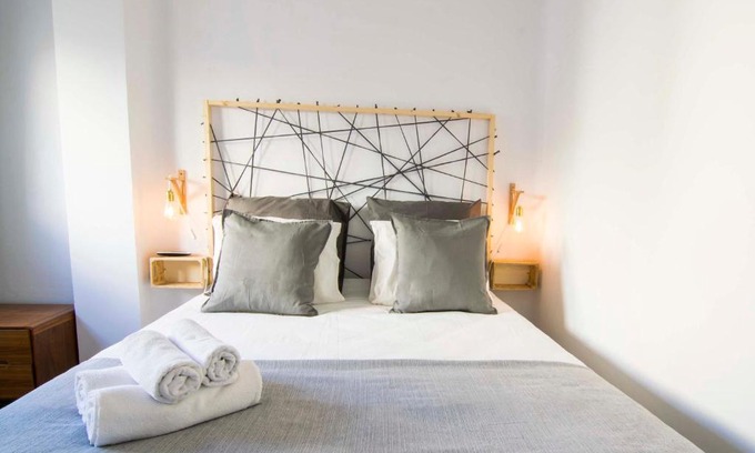 El Ejido Apartment | P&P Apartaments Arapiles