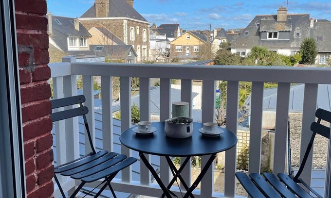Parame Apartment | P'tit b, T1 Avec Balcon, Situation Idéale