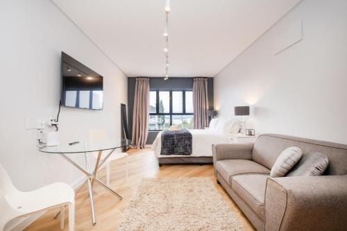 Paarl Apartment | Paarl Studio With Onsite Parking & Modern Comforts