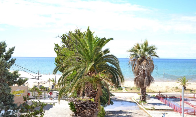 Nea Playia Apartment | Pachmann Apartement's - for 1 to 7 people direct beach location 1 row