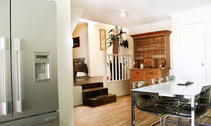 Padbury Villa | Padbury Guest House - privacy & comfort